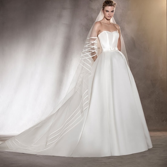 Wedding Dresses Amanda